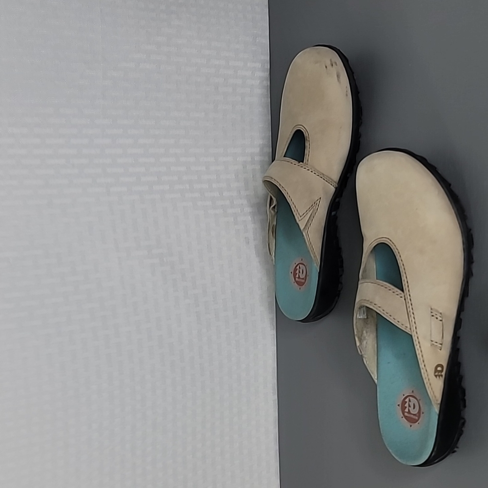 Dunham leather slip on mules size 9 great condition - Picture 3 of 8